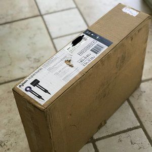 Dyson Supersonic™ hair dryer Black/Purple